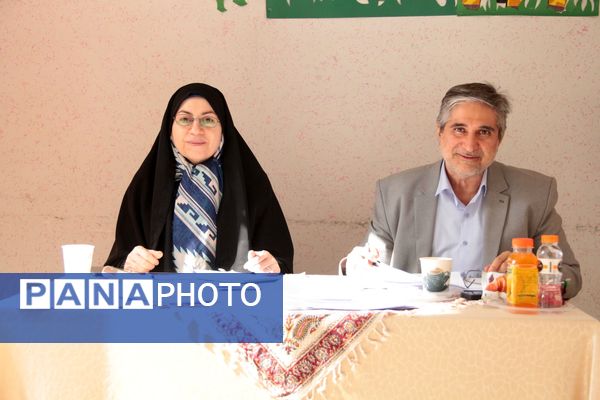 برنامه شناسایی و انتخاب مربی تربیتی، معاون‌ پرورشی ومشاور نمونه کشوری