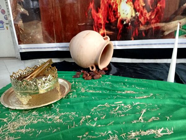 عطر چای به مناسبت شهادت حضرت زهرا (ع) در دبیرستان عطیه 