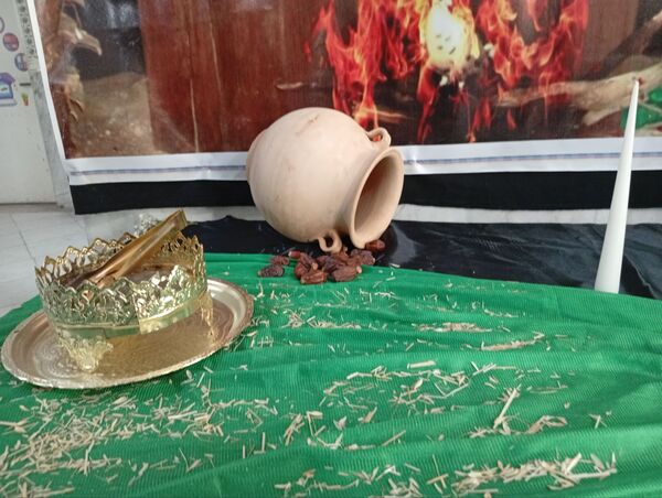 عطر چای به مناسبت شهادت حضرت زهرا (ع) در دبیرستان عطیه 