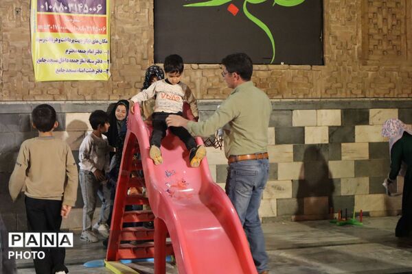 گذری بر موکب حضرت زهرا و غرفه کودک در مسجد جامع  