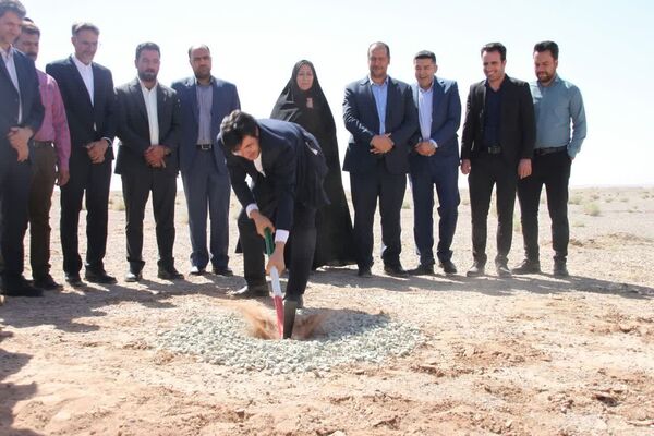 آیین بهره‌برداری از کندرو اصفهان به حبیب آباد 