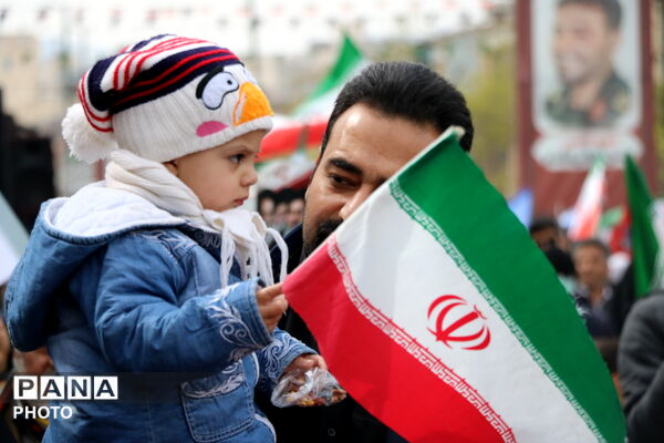 نسل جدید، پای آرمان‌های انقلاب 