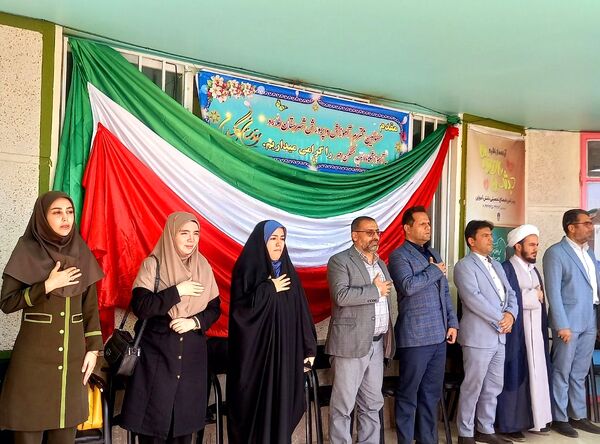 طلوع مهربانی  در آموزشگاه های دخترانه  باهنر۲ و امید 