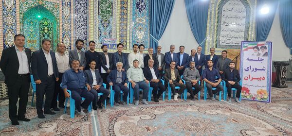 بازدید مدیر اداره آموزش و پرورش خلیل‌آباد از مدارس شهر