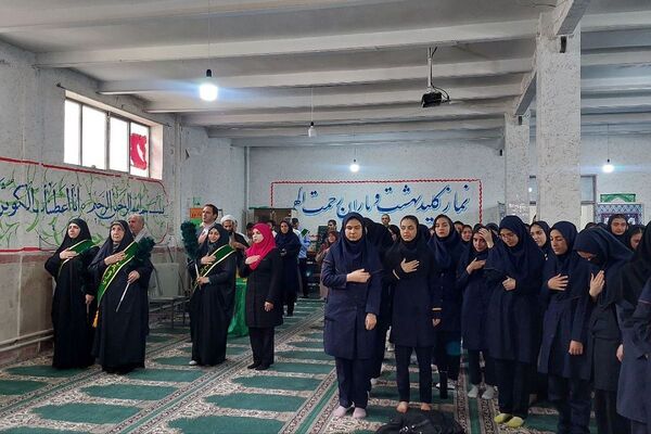 برگزاری مراسم دهه کرامت در بهارستان ۲