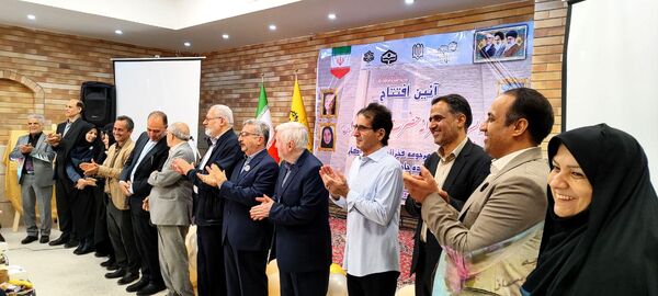 آیین افتتاحیه دبستان حضرت فاطمه زهرا (س) ناحیه۴ اصفهان 