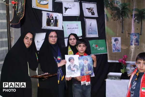 مراسم سازمان دانش‌آموزی فاروج به یاد دانش‌آموزان شهید میناب
