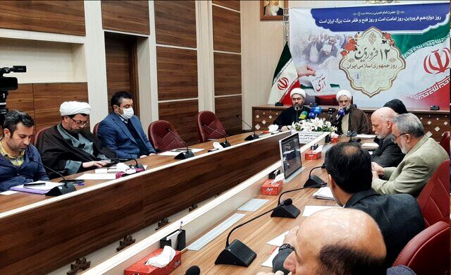 عرب انصاری: «یک ملت، یک پرچم» شعار مناسبی برای بزرگداشت ۱۲ فروردین ۱۴۰۴ است
