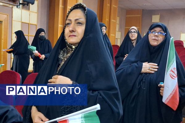 همایش الگوی سوم زن مسلمان در فرهنگسرای طاووسی شیراز
