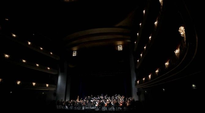 پرواز نت‌های قصه‌گو در تالار وحدت / ارکستر سمفونیک تهران «شهرزاد» را نواخت