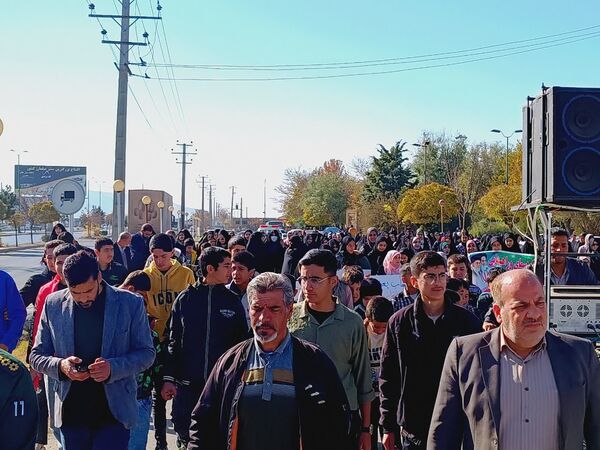 دانش‌آموزان جوکار، مقتدرانه میثاق ایستادگی را امضا کردند