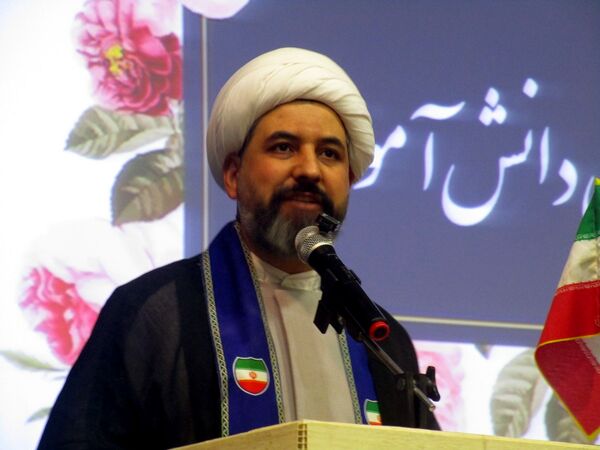 برگزاری یادواره شهدای جنگ ۱۲ روزه در کانون رشد ناحیه 3 کرج 