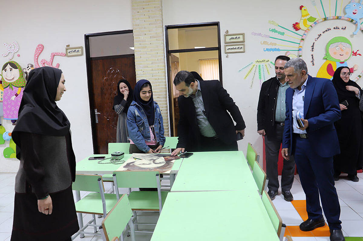 اعضای کانون افرادی با ذوق و متفاوت هستند