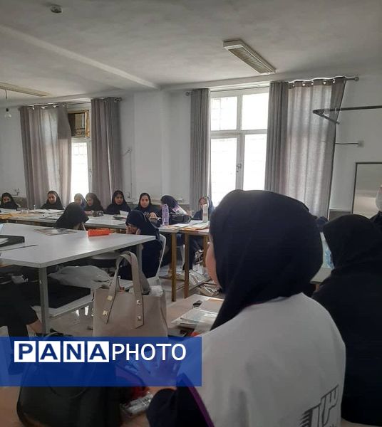 هفته بهداشت روان هنرستان زهرای مرضیه حاجی‌آباد