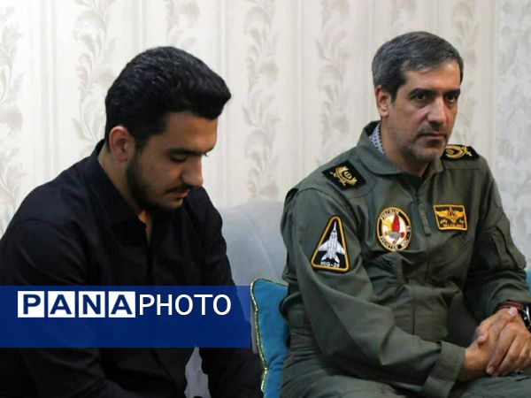 دیدار فرمانده نیروی هوایی ارتش با خانواده شهدای خدمت