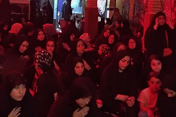 نغمه‌های شور و شعور حسینی در مسجد علی‌اکبر قرچک