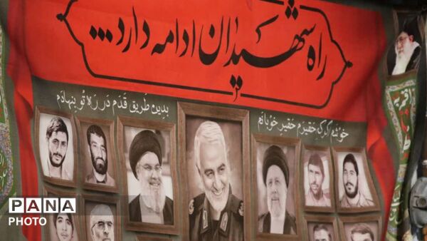 حضور مردم، رمز پیروزی جمهوری اسلامی است