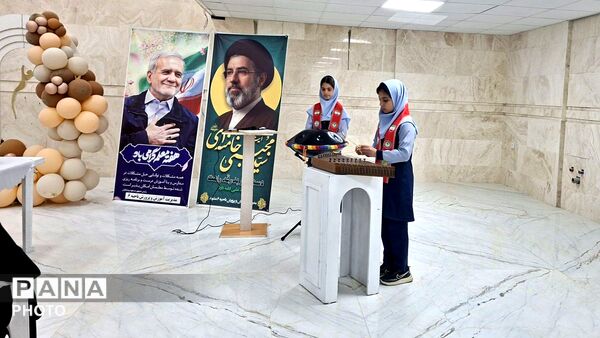 گرامیداشت هفته معلم در اداره آموزش و پرورش ناحیه۶ مشهد