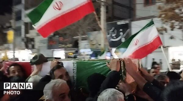 تشییع پیکر شهیدپاسدار بردستان مردم ساوجبلاغ
