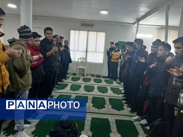 عزاداری شهادت حضرت فاطمه (س) در دبیرستان نمونه دولتی آیت الله خامنه‌ای