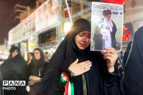 نقش‌آفرینی دانش‌آموزان در اجتماع «باید برخاست»