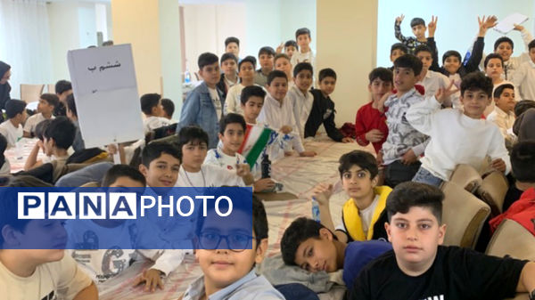 جشن روز دانش‌آموز در مدرسه معلم آشخانه 