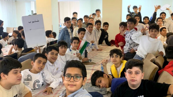 جشن روز دانش‌آموز در مدرسه معلم آشخانه 