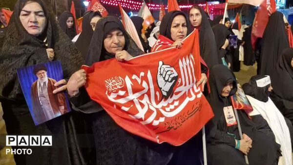 صد و پنجاه و ششمین شب تجمعات بیعت با رهبری در نورآباد 