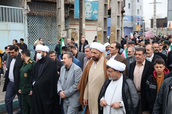 حضور مردم چهاردانگه در جشن چهل و هفتمین سالگرد شکوهمند انقلاب اسلامی