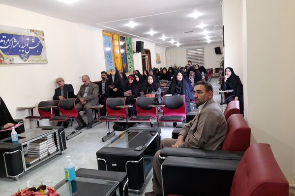 نشست بصیرتی با رویکرد انتخابات در آموزش و پرورش رودهن 
