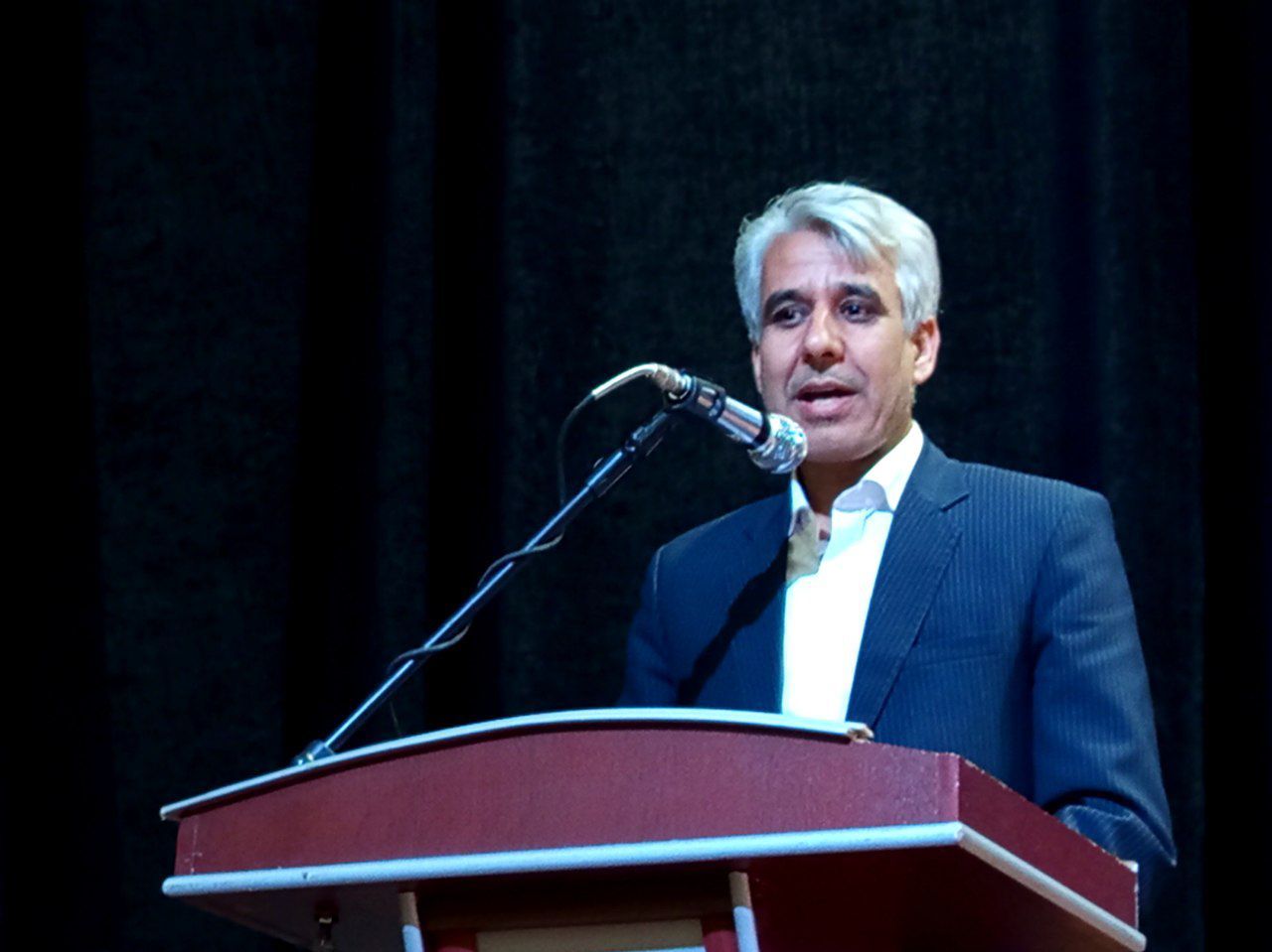 معلم؛ نردبان آسمان علم