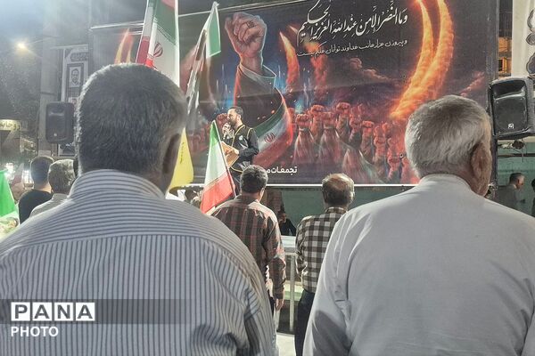  بازدید رئیس سازمان دانش‌آموزی شهرستانهای استان تهران از غرفه «با انرژی‌ها» در منطقه کهریزک