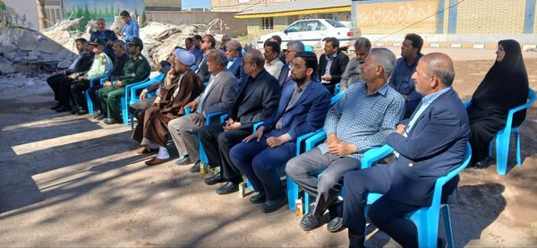 آیین کلنگ‌زنی دبستان ۹ کلاسه شهید هلالی خلیل آباد