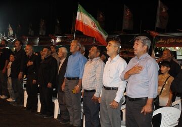 خدمت بی‌وقفه خادمان موکب‌های نظرآباد در میزبانی از زائران رهبر شهید