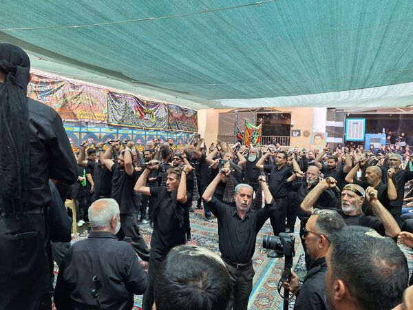 مراسم عاشورای حسینی در انگورستان ملک اصفهان