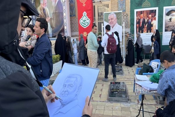 گلزار شهدای کرمان در ششمین سالگرد شهادت سردار دلها، حاج قاسم سلیمانی