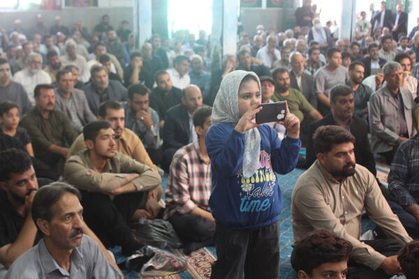 حضور نوجوانان در سی و پنجمین یادواره شهدای روستای فردوی قم