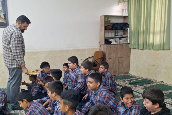 بزرگداشت شهادت حضرت فاطمه زهرا (س) در آموزشگاه معارف ۶ شیراز