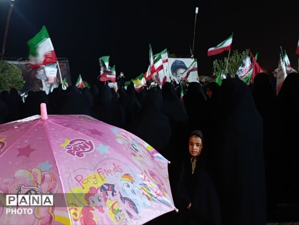 میزبانیِ موکب امام خامنه‌ای توسط دانش‌آموزان پیشتاز خدیجه کبری مهردشت ابرکوه