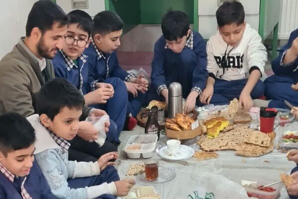 نان های محلی در برنامه غذایی صبحانه سالم