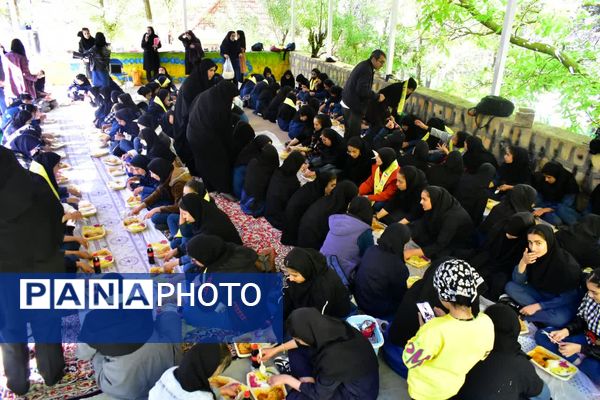 روز دوم اردوی طرح «تمشک» در شهرستان بویراحمد