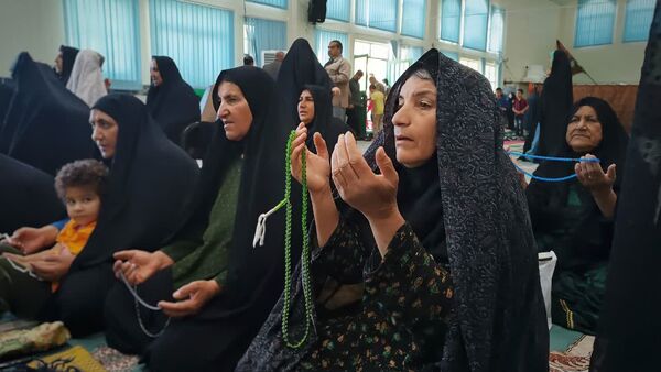 حضور حماسی اقشار مختلف مردم شهرستان مارگون در نماز جمعه