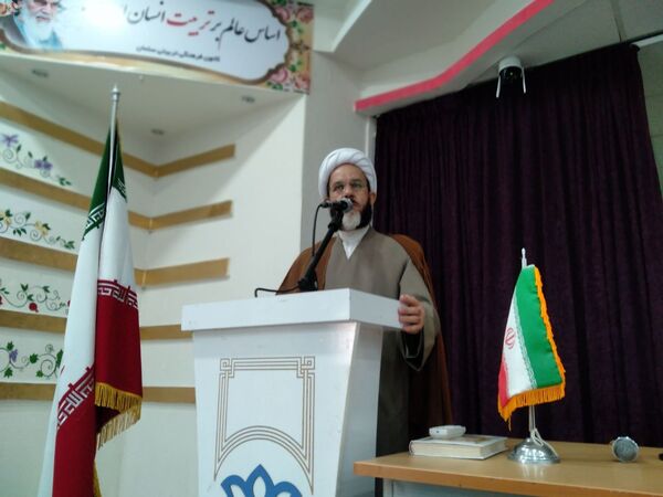 مراسم اختتامیه کلاس‌های تابستانی دارالقرآن بسیج شهرستان خلیل‌آباد