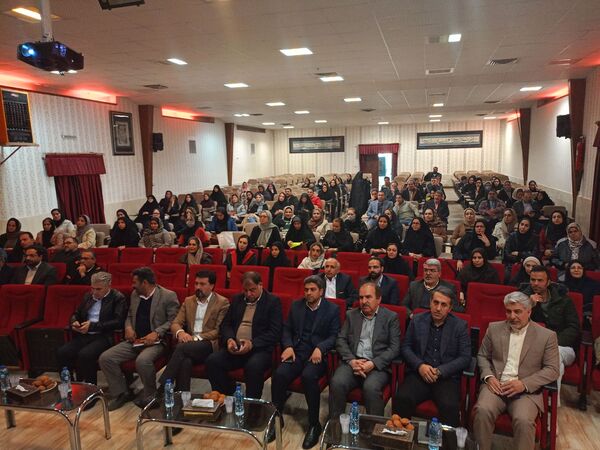 انتخابات شورای انجمن اولیا و مربیان  در نیشابور 