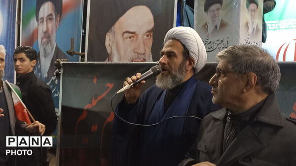 پنجاه و دوشب اقتدار،وفاداری وایستادگی