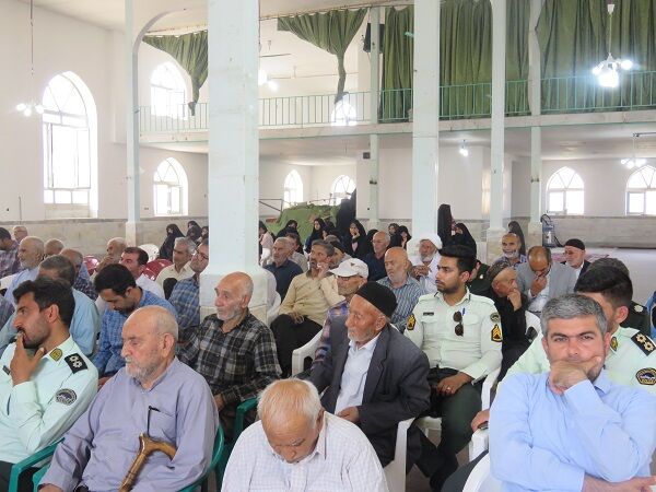 همایش سیاسی و بصیرتی بسیجیان شهر درق 
