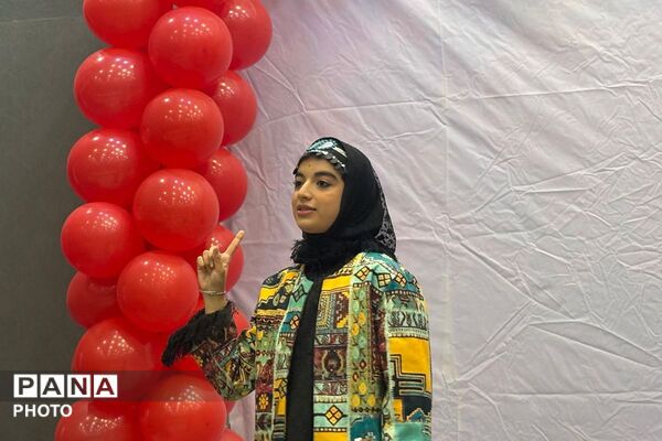 تقدیر از برگزیدگان مسابقات قرآن، عترت، نماز و فرهنگی‌هنری ملارد 