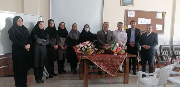 نشست هیات رئیسه مجلس دانش‌آموزی با شورای دانش‌آموزی 