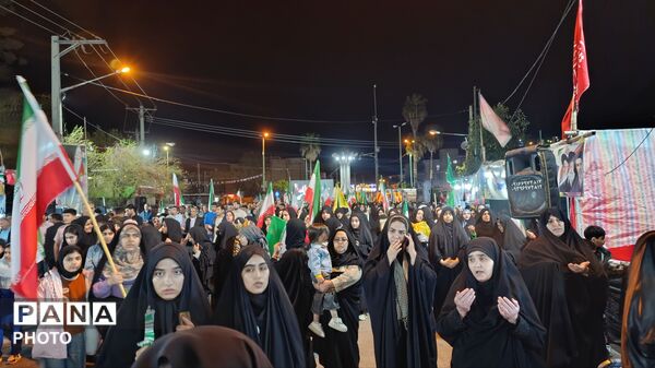 تجمع مردمی در پلدختر برای حمایت از ایران