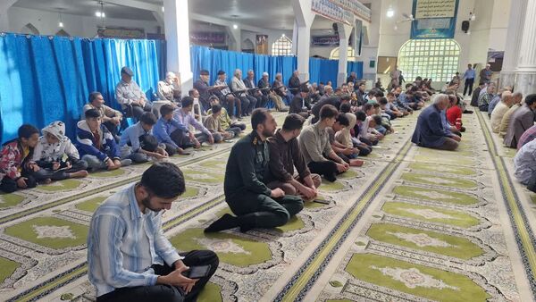  نماز جمعه این هفته آشخانه با محوریت هفته بسیج دانش‌آموزی